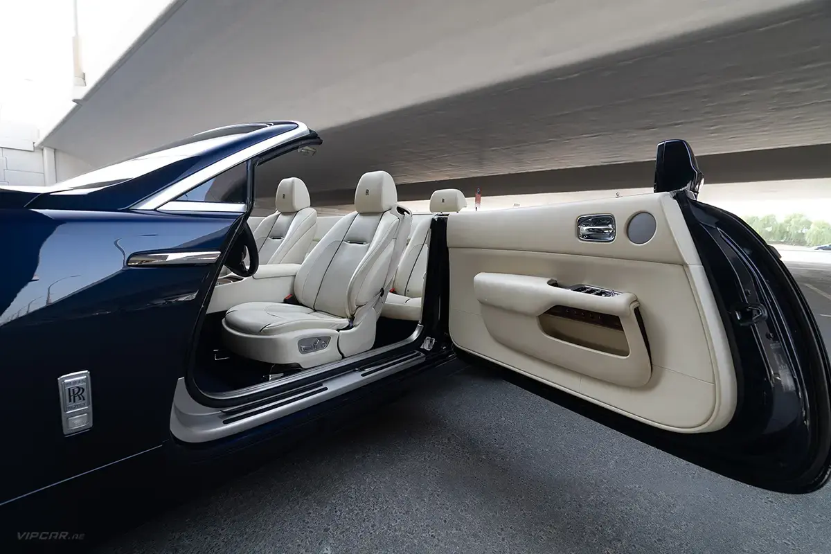 Rolls Royce Dawn Interior